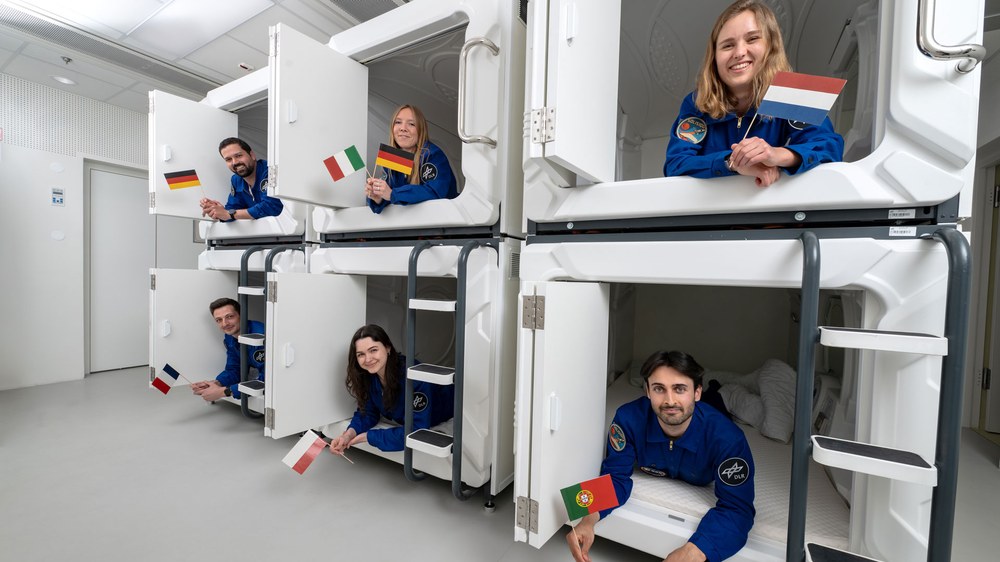Image default